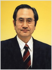 15811